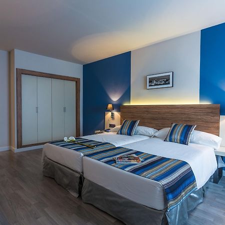 Dwo Urban Granada Hotel Exterior photo