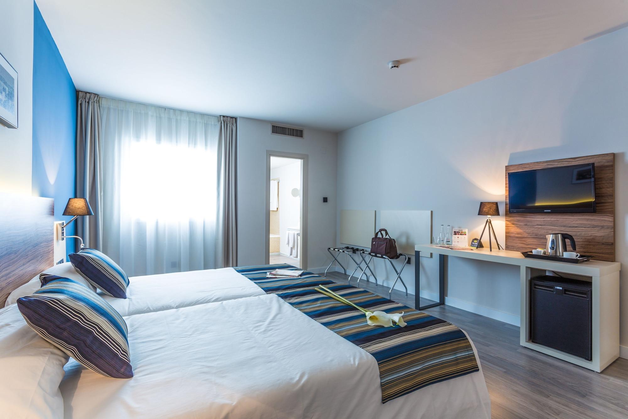 Dwo Urban Granada Hotel Exterior photo