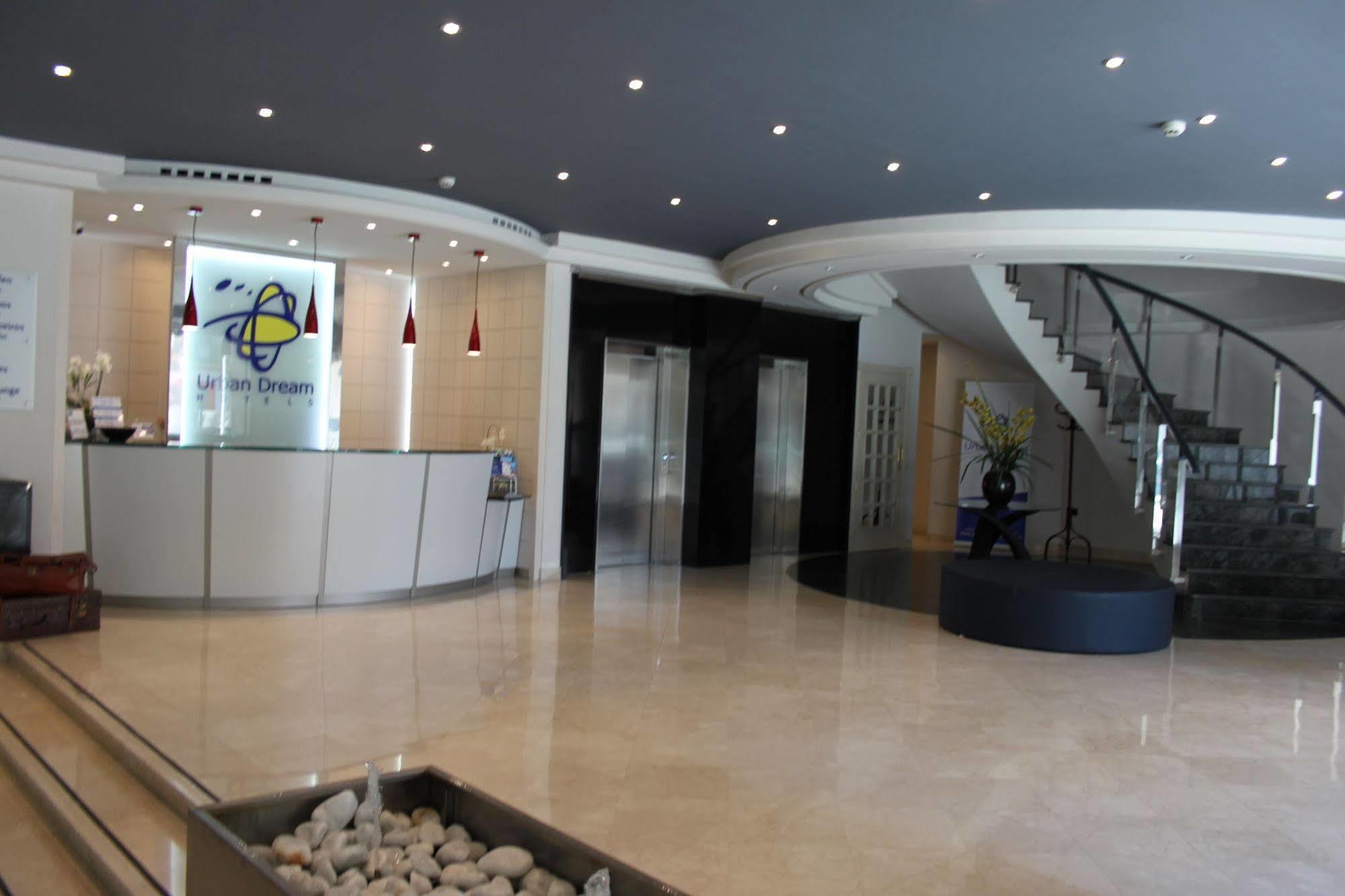 Dwo Urban Granada Hotel Exterior photo